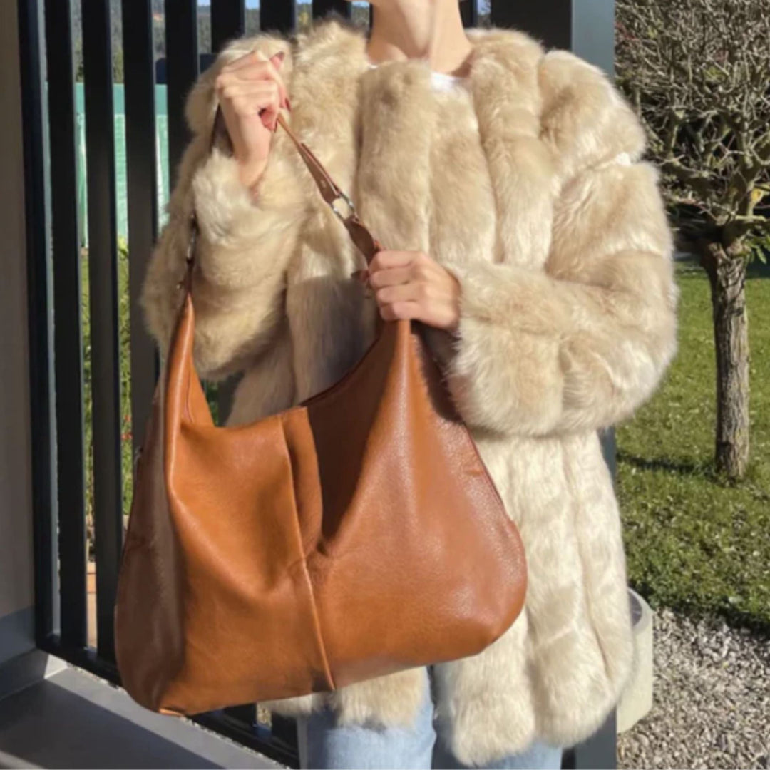 Bag Medium Structured Flap Closure