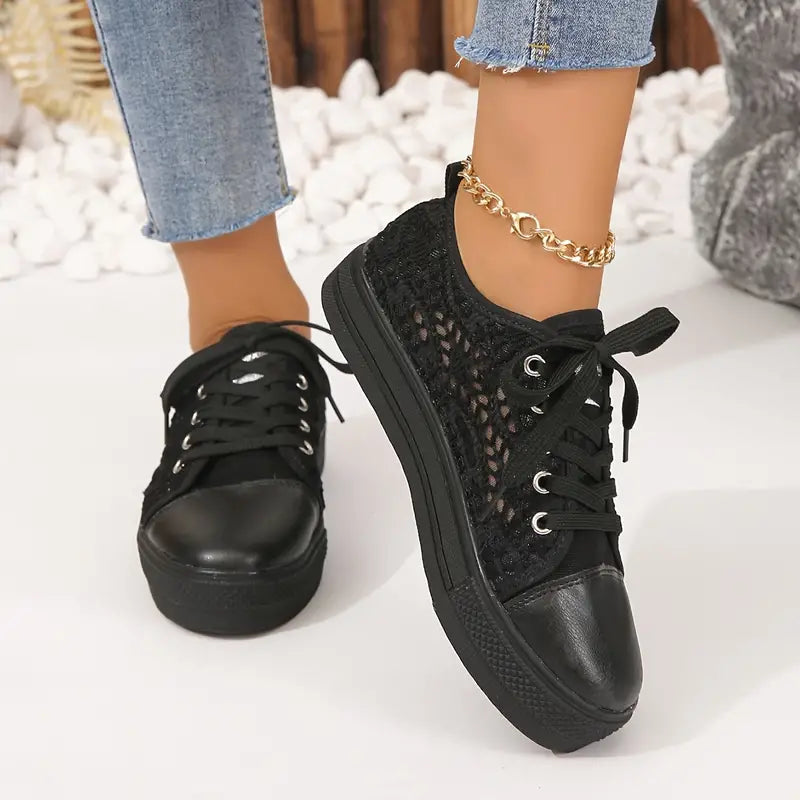 Lace-Up Low-Cut Sneakers