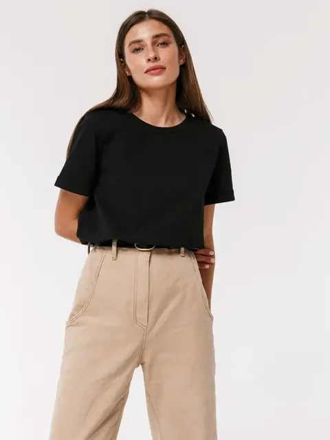 Basic T-Shirt Loose Fit Straight