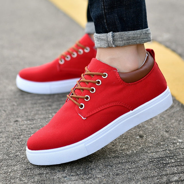 Men’s Sneakers Low-Cut Rounded Shape