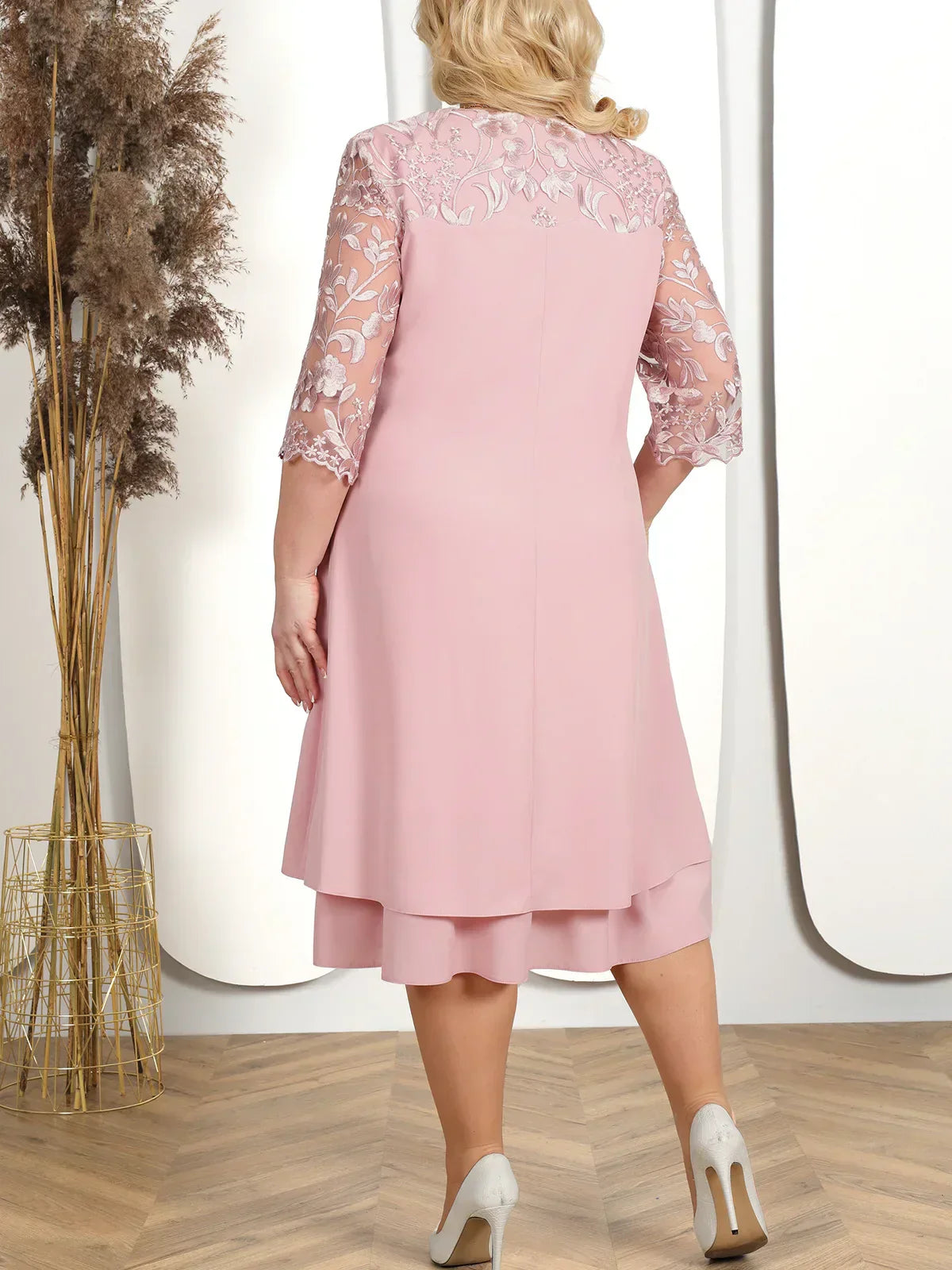 Plus Size Dress Loose Fit Knee Length Floral Embroidery