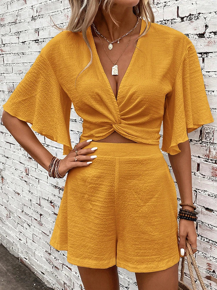 Two-Piece Set Loose Fit with V-Neck Top and High-Waist Shorts