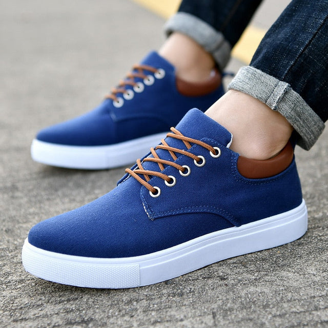 Men’s Sneakers Low-Cut Rounded Shape