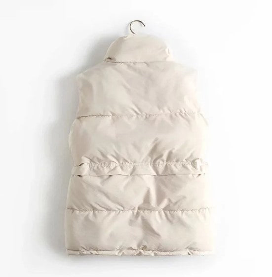 Women’s Sleeveless Gilet Straight Shape with Front Pockets