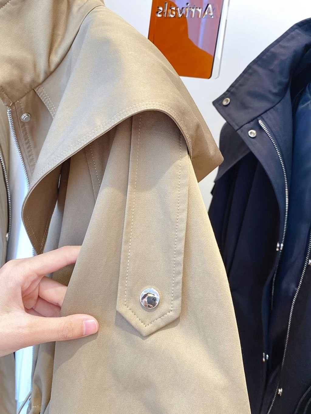 Women’s Hooded Jacket Straight Shape Long Sleeve