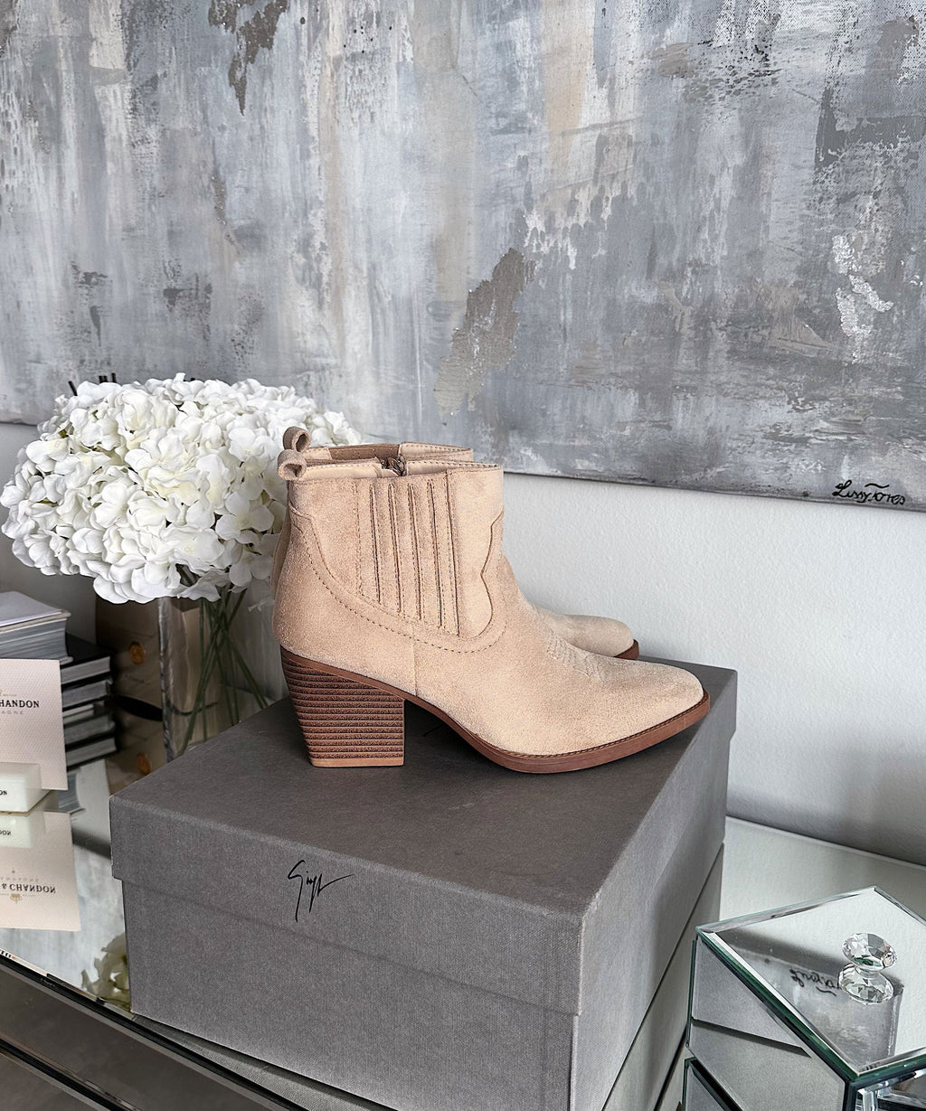 Ankle Boots Mid-Height Rounded Toe