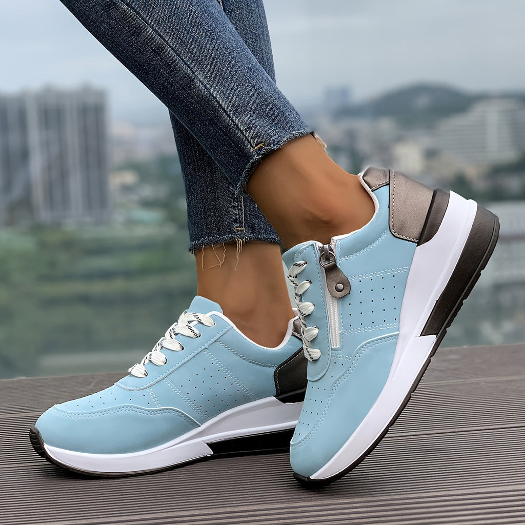 Women’s Sneakers Low-Cut Rounded Toe Lace Up