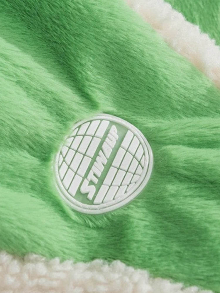 Men’s Straight Cut Hip-Length Jacket with Zipper Closure