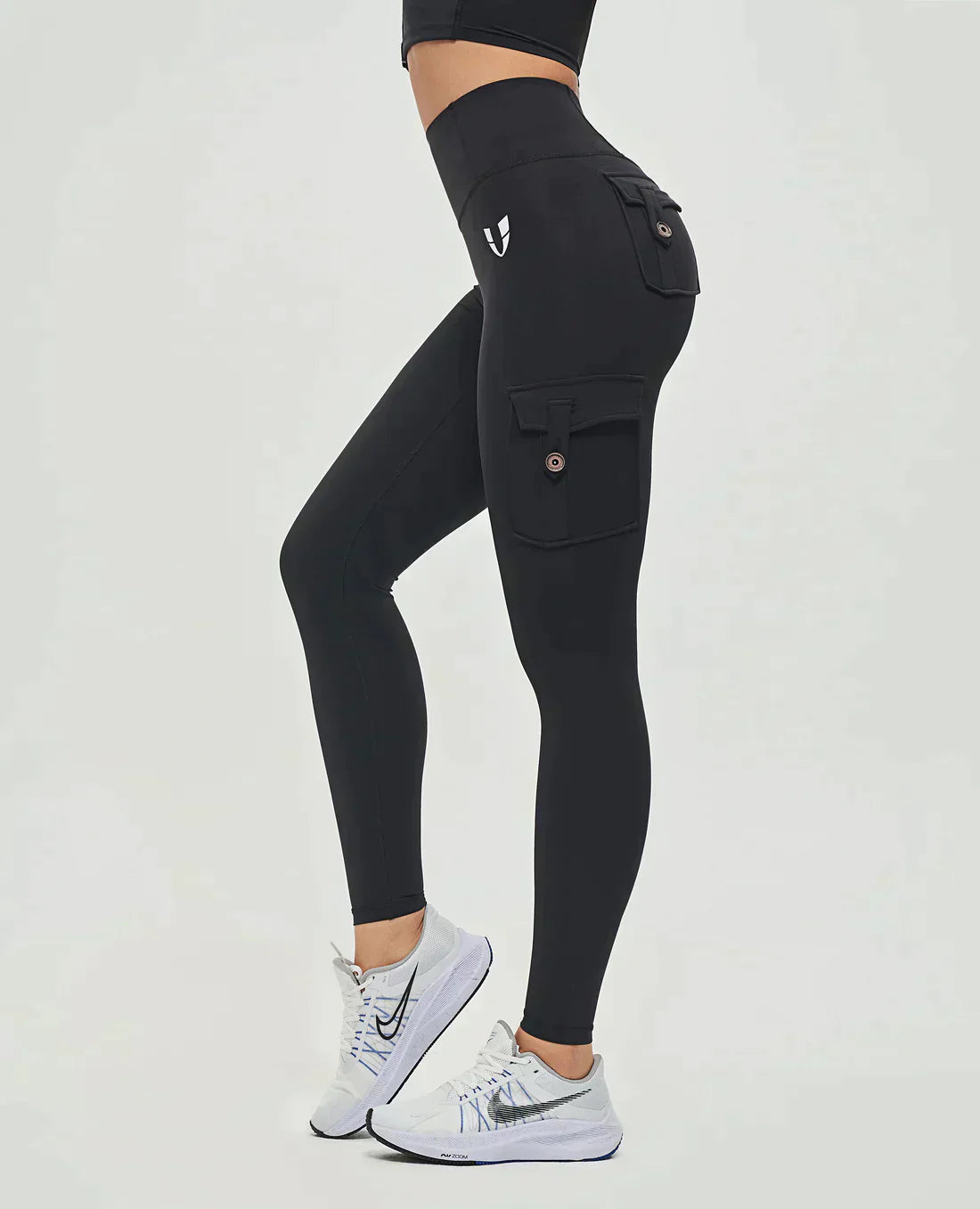 High-Waisted Leggings Fitted Design with Cargo Pockets