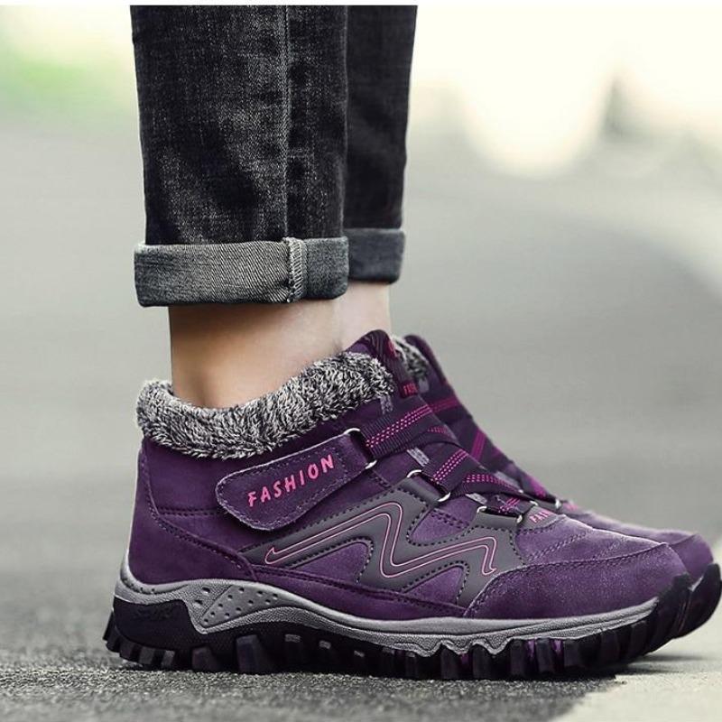 Women’s Boots High Shaft Rounded Toe Structured