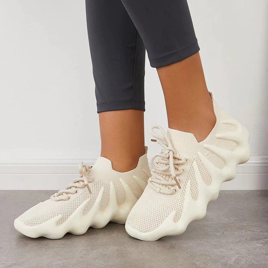 Lace-Up Sneakers Low-Cut Shape Rounded Silhouette