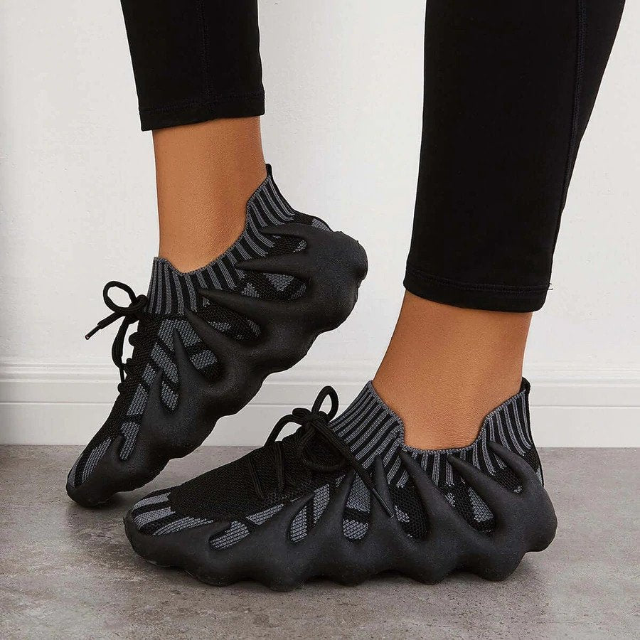 Lace-Up Sneakers Low-Cut Shape Rounded Silhouette