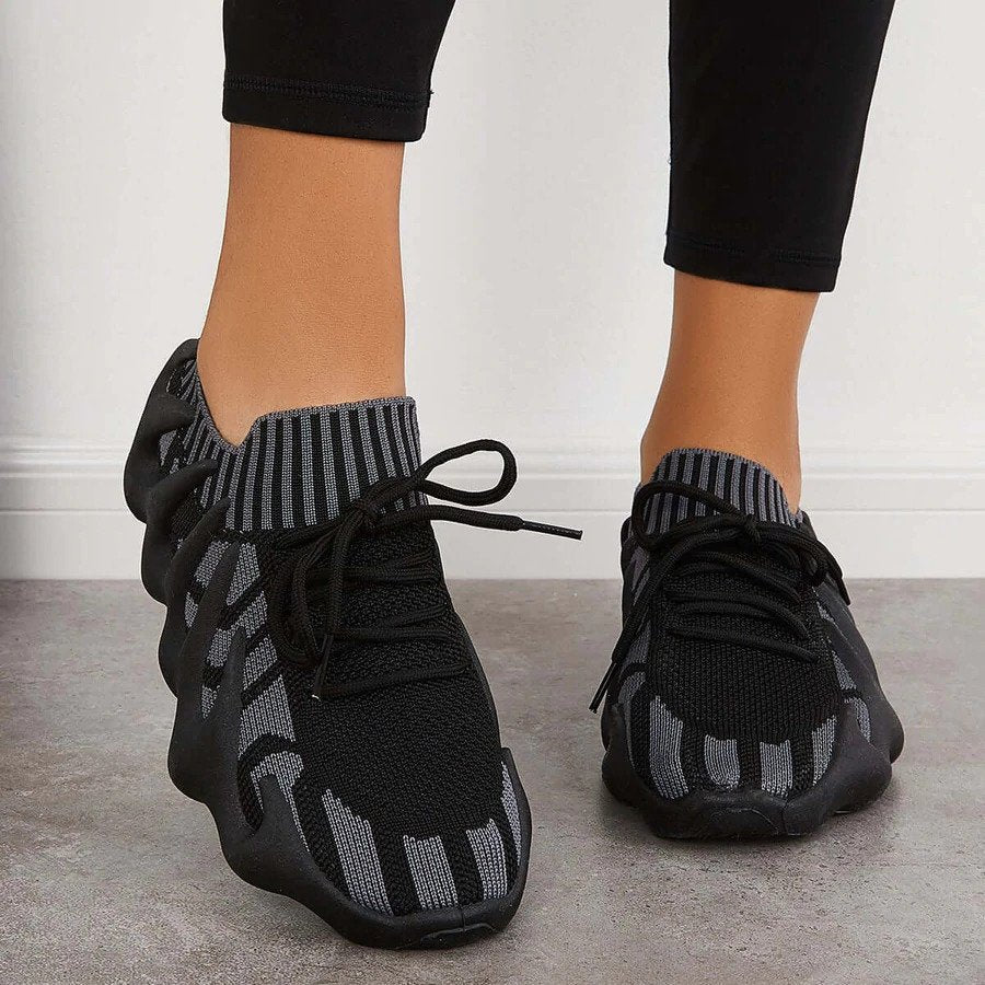 Lace-Up Sneakers Low-Cut Shape Rounded Silhouette