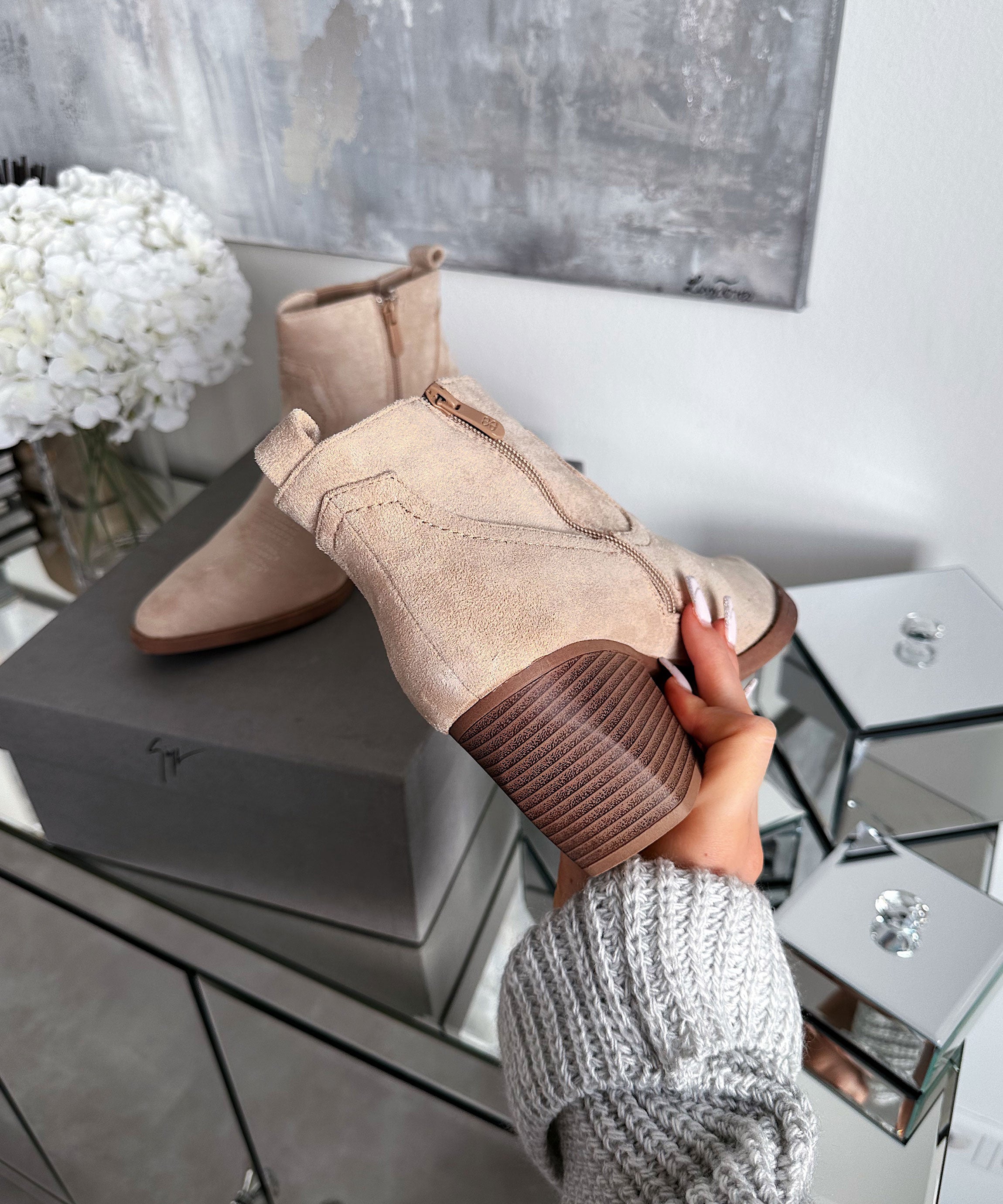 Ankle Boots Mid-Height Rounded Toe